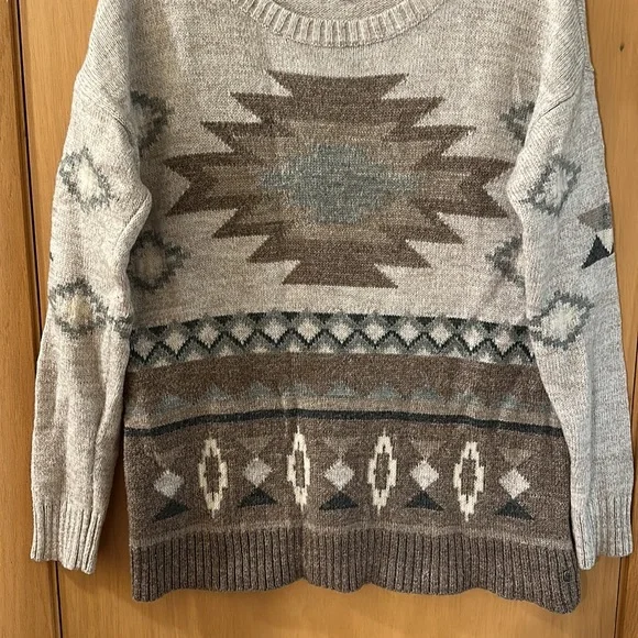 American Eagle Outfitters Aztec Southwestern Sweater Tan Brown Size Medium - Picture 4 of 11